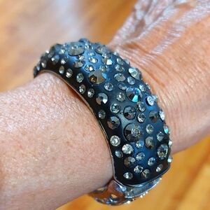 Black Blingy Crystal Studded Clamper Hinged Bangle Bracelet Silvertone